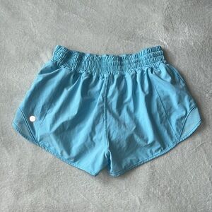 Lululemon Hotty Hot Shorts - High rise, 2.5 inch inseam